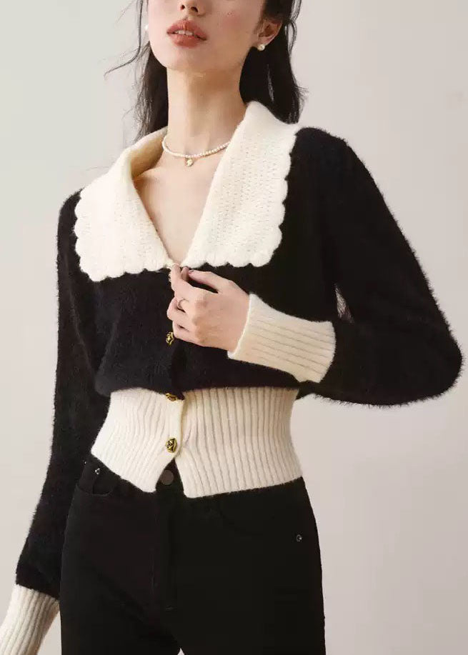 Beautifully Crafted Cardigan in a Classic Style