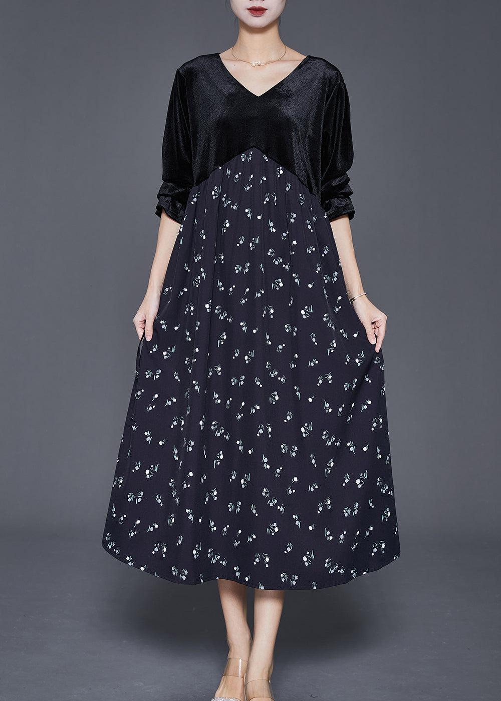 Sophisticated Dress with a Clean Classic Look