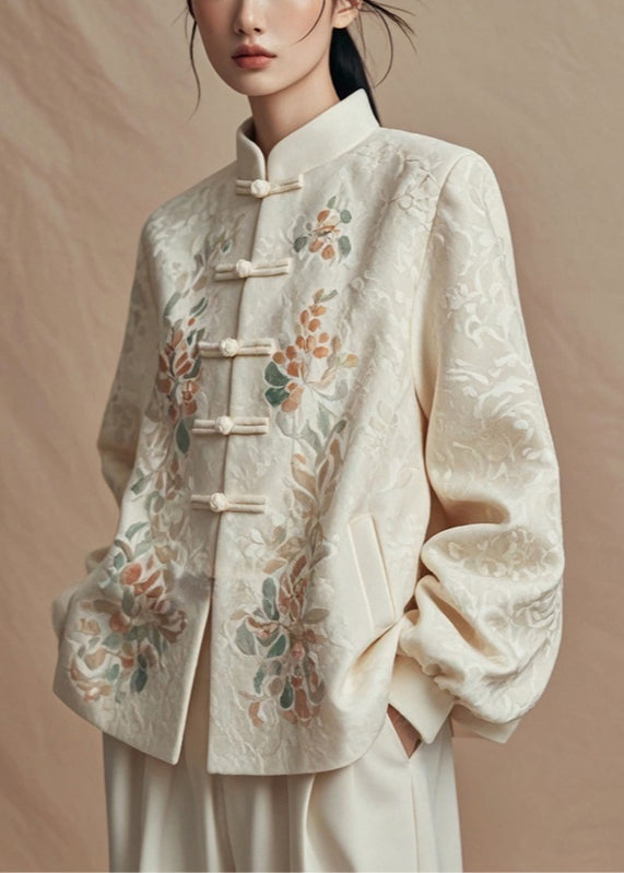 Gracefully Styled Coat for Any Occasion