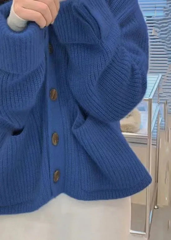 Beautifully Finished Coat in a Timeless Design