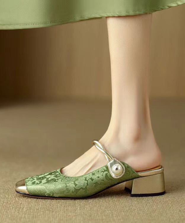 Graceful Orthopedic Sandals for Modern Look