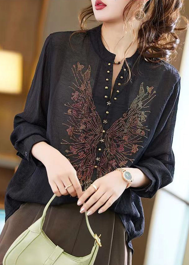 Effortlessly Elegant Shirt with a Timeless Design