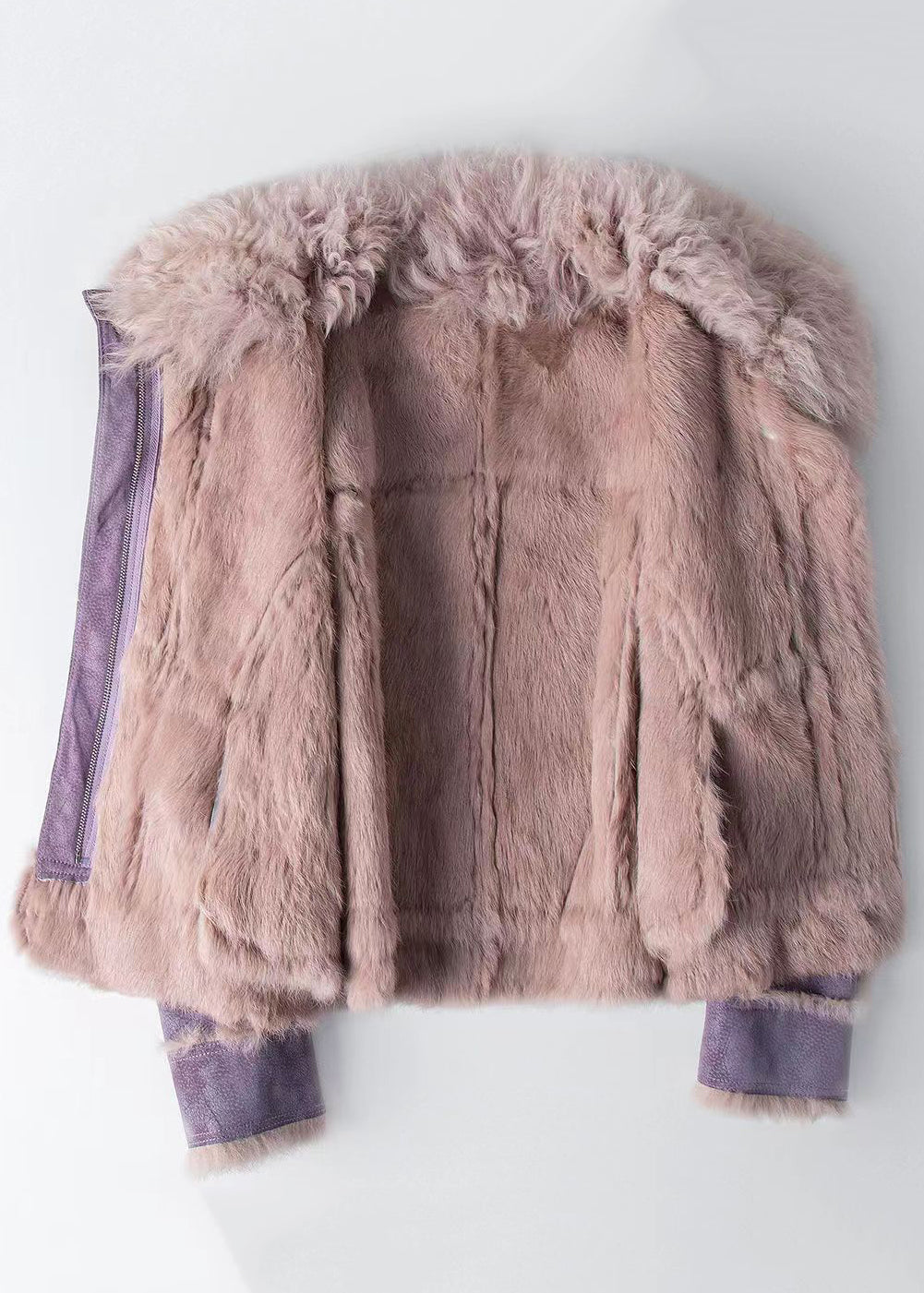 Effortlessly Elegant Coat with a Timeless Design