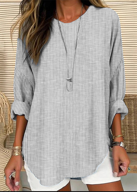Sophisticated Blouse with a Clean Classic Look