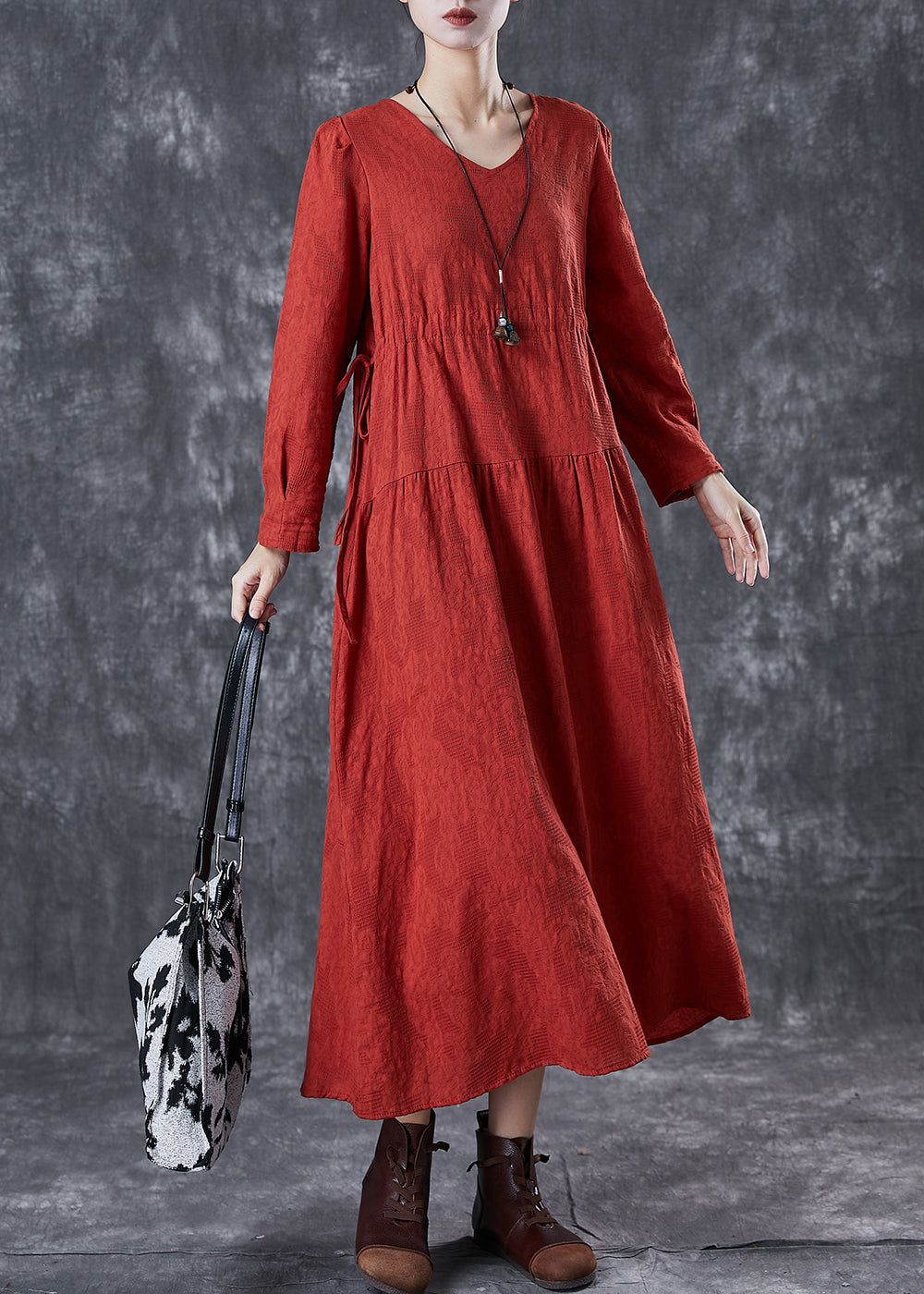 Classic Vintage Dress with a Flattering Fit