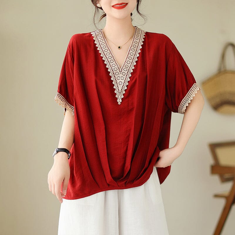Effortlessly Elegant T-Shirt with a Timeless Design