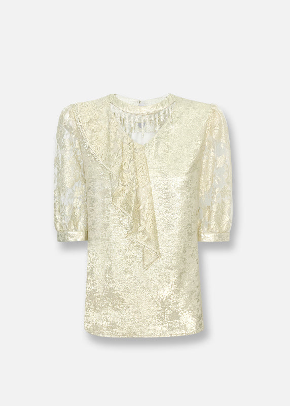 Beautifully Crafted Blouse in a Classic Style
