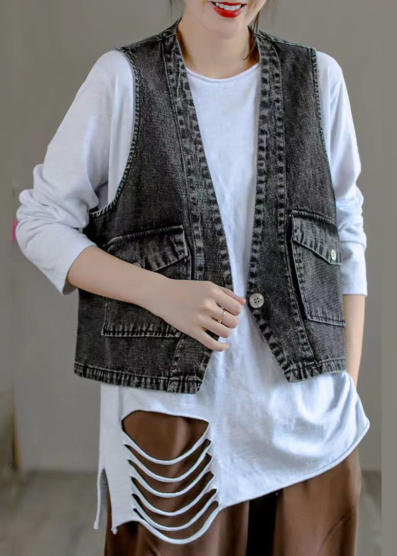 Beautifully Crafted Coat in a Classic Style