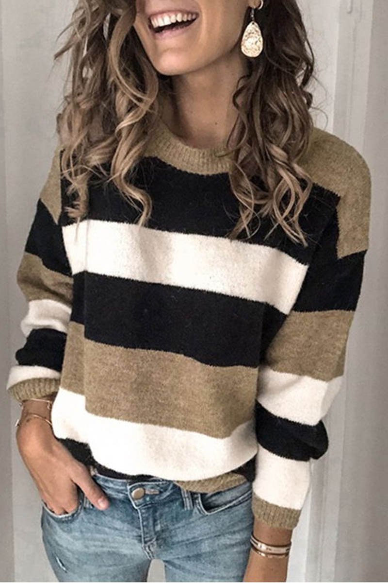 Beautifully Finished Sweater in a Timeless Design