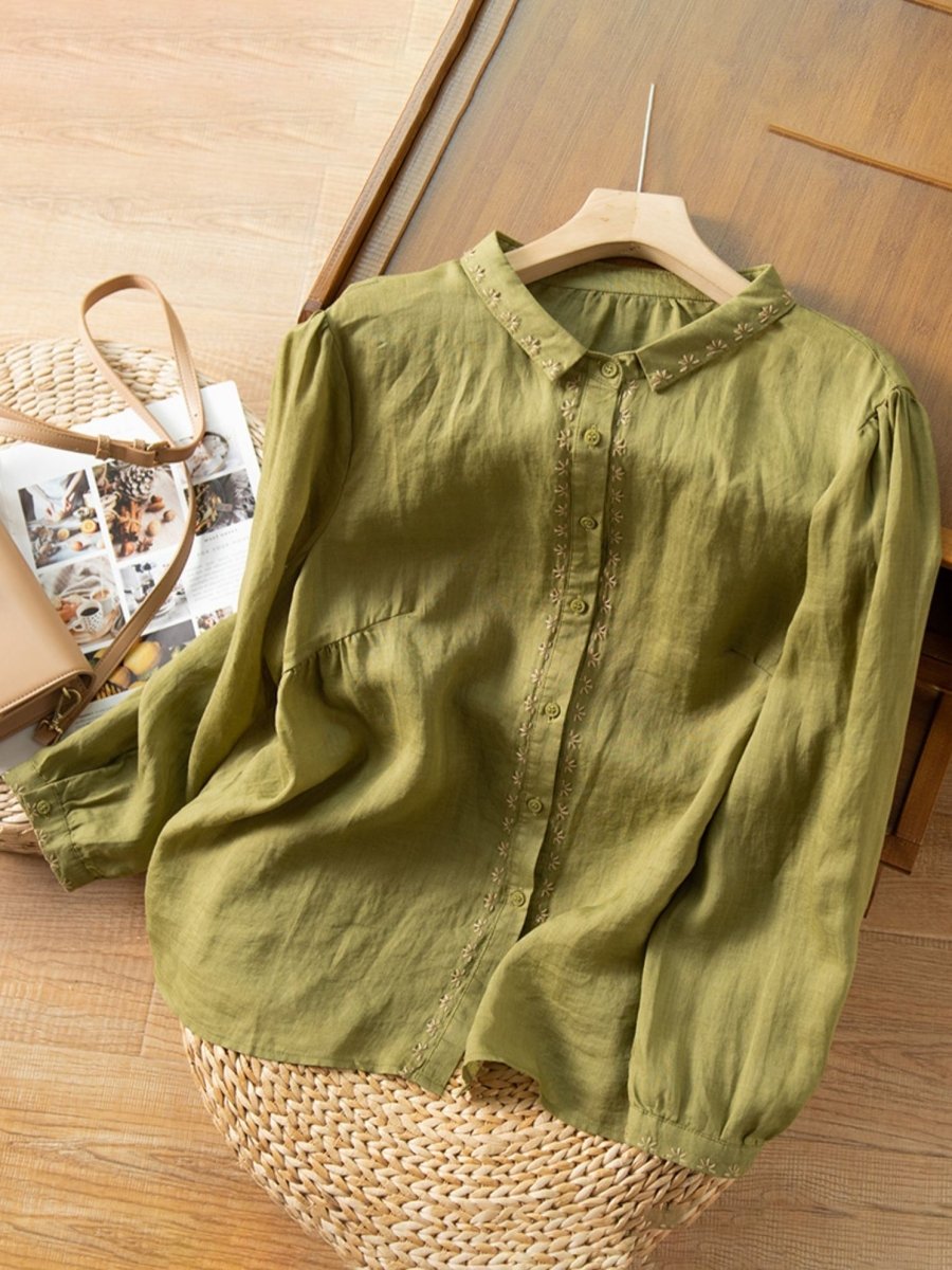 Classic Vintage Shirt with a Flattering Fit