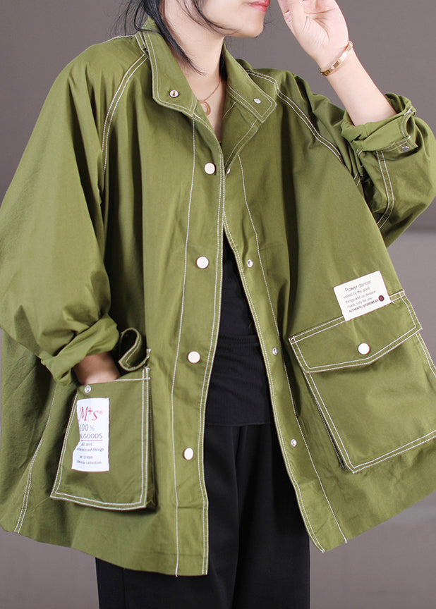 Elegantly Styled Coat for Everyday Wear
