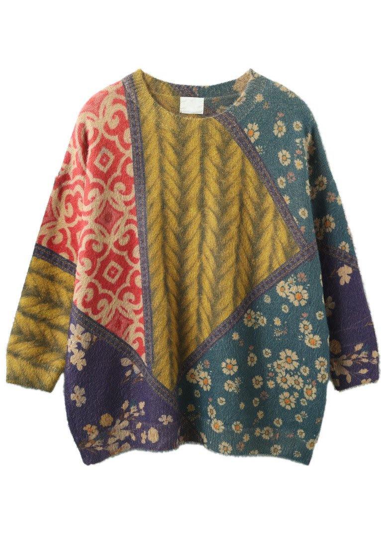 Classic Vintage Sweater with a Flattering Fit