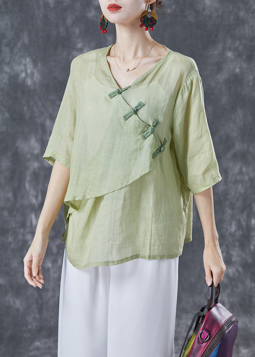 Beautifully Finished Shirt in a Timeless Design