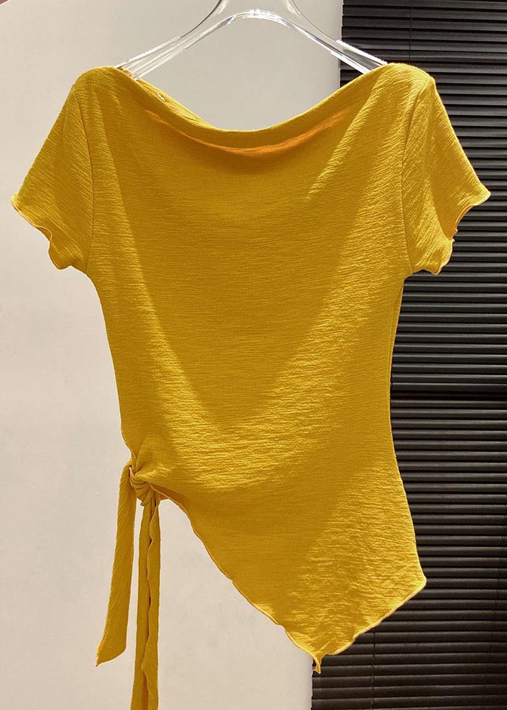 Well Tailored Top with a Graceful Silhouette