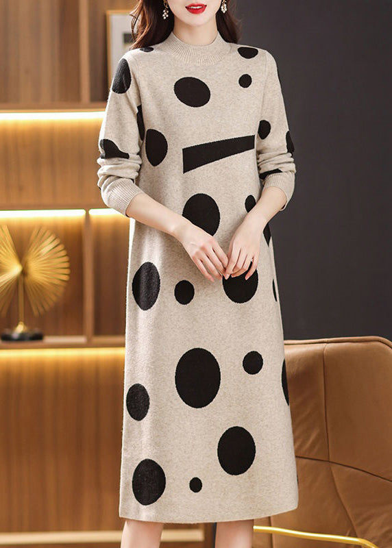 Effortlessly Elegant Sweater with a Timeless Design