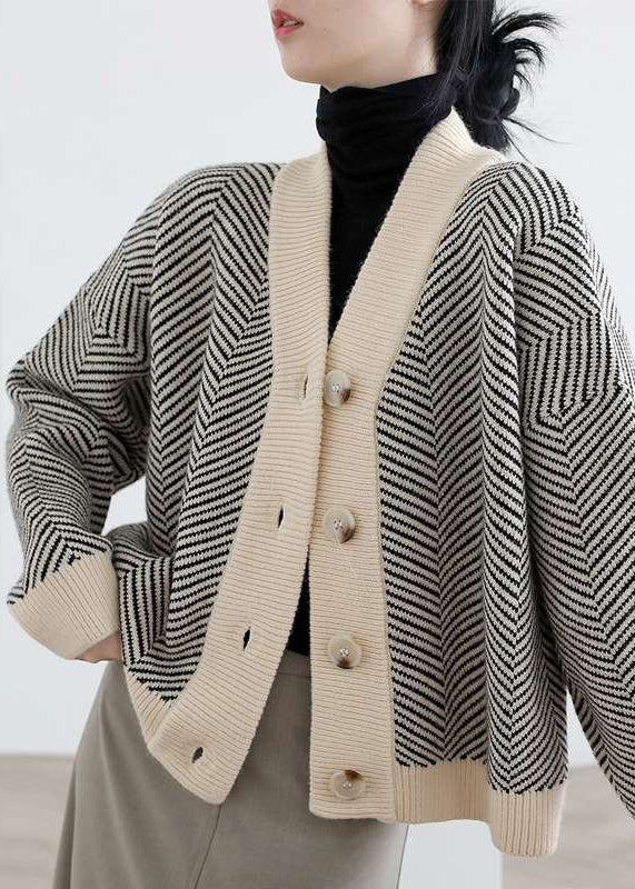 Sophisticated Coat with a Clean Classic Look