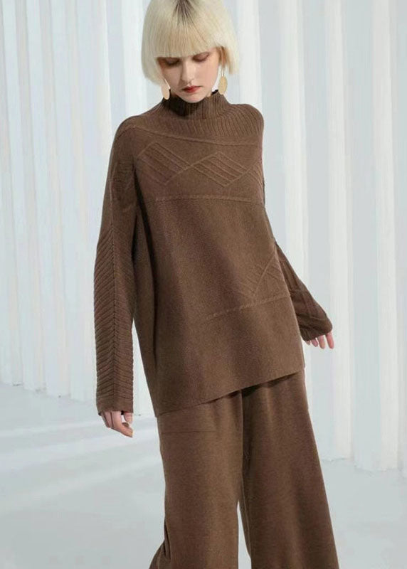 Beautifully Finished Sweater in a Timeless Design