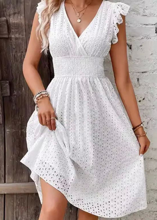 Sophisticated Dress with a Clean Classic Look