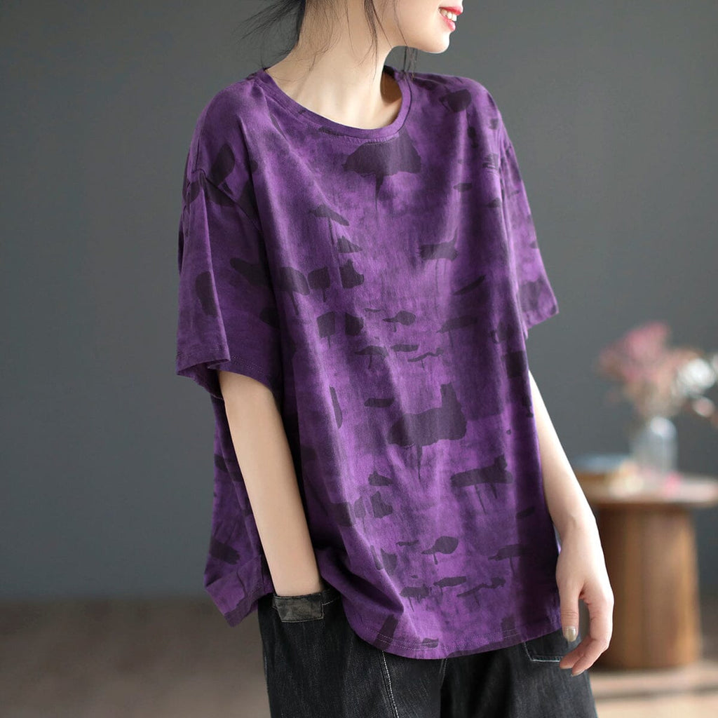 Classic Vintage T-Shirt with a Flattering Fit