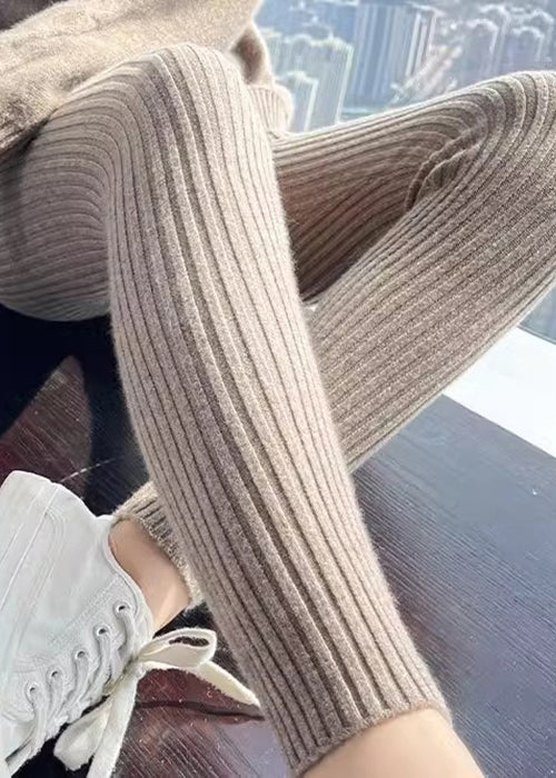 Gracefully Styled Pants for Any Occasion