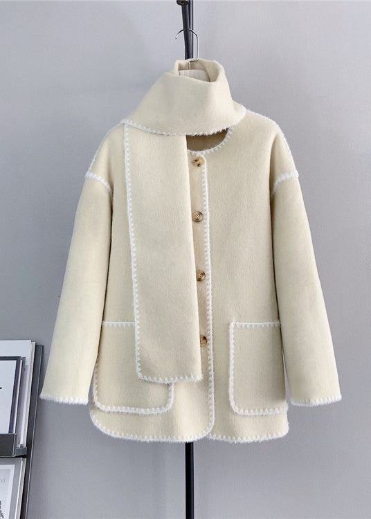 Well Tailored Coat with a Graceful Silhouette