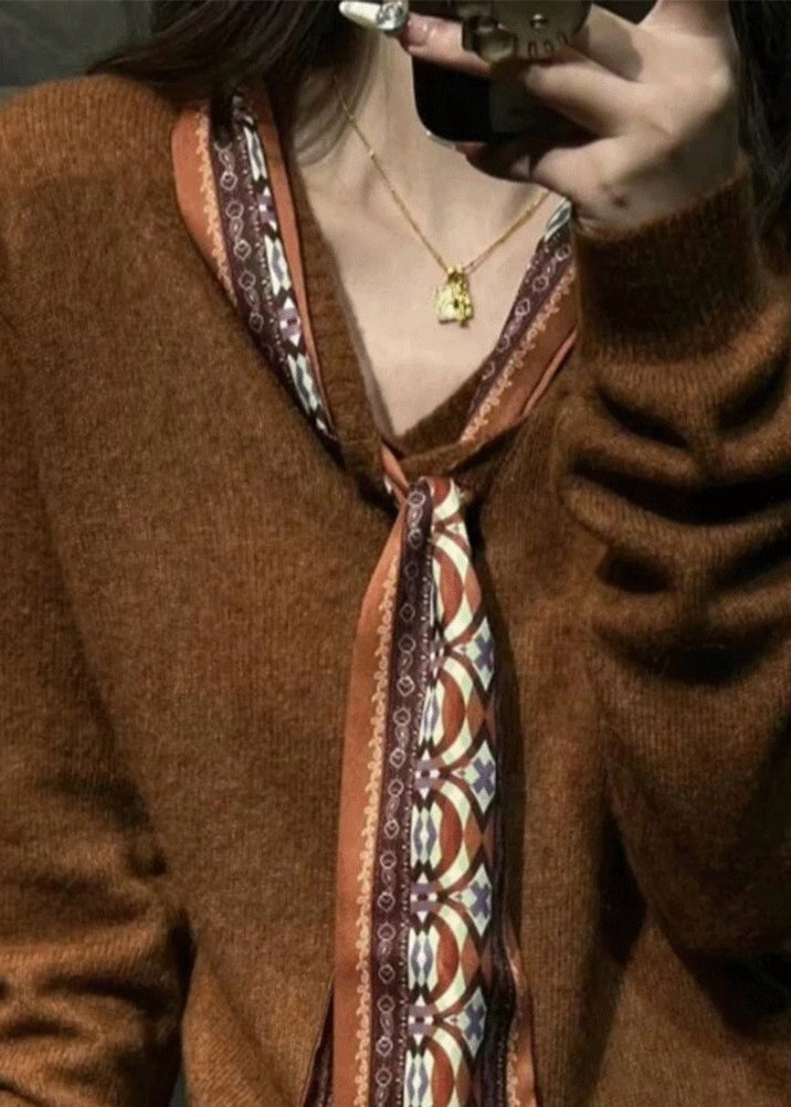 Effortlessly Elegant Sweater with a Timeless Design