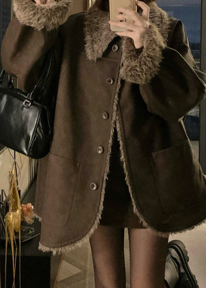 Elegantly Styled Coat for Everyday Wear