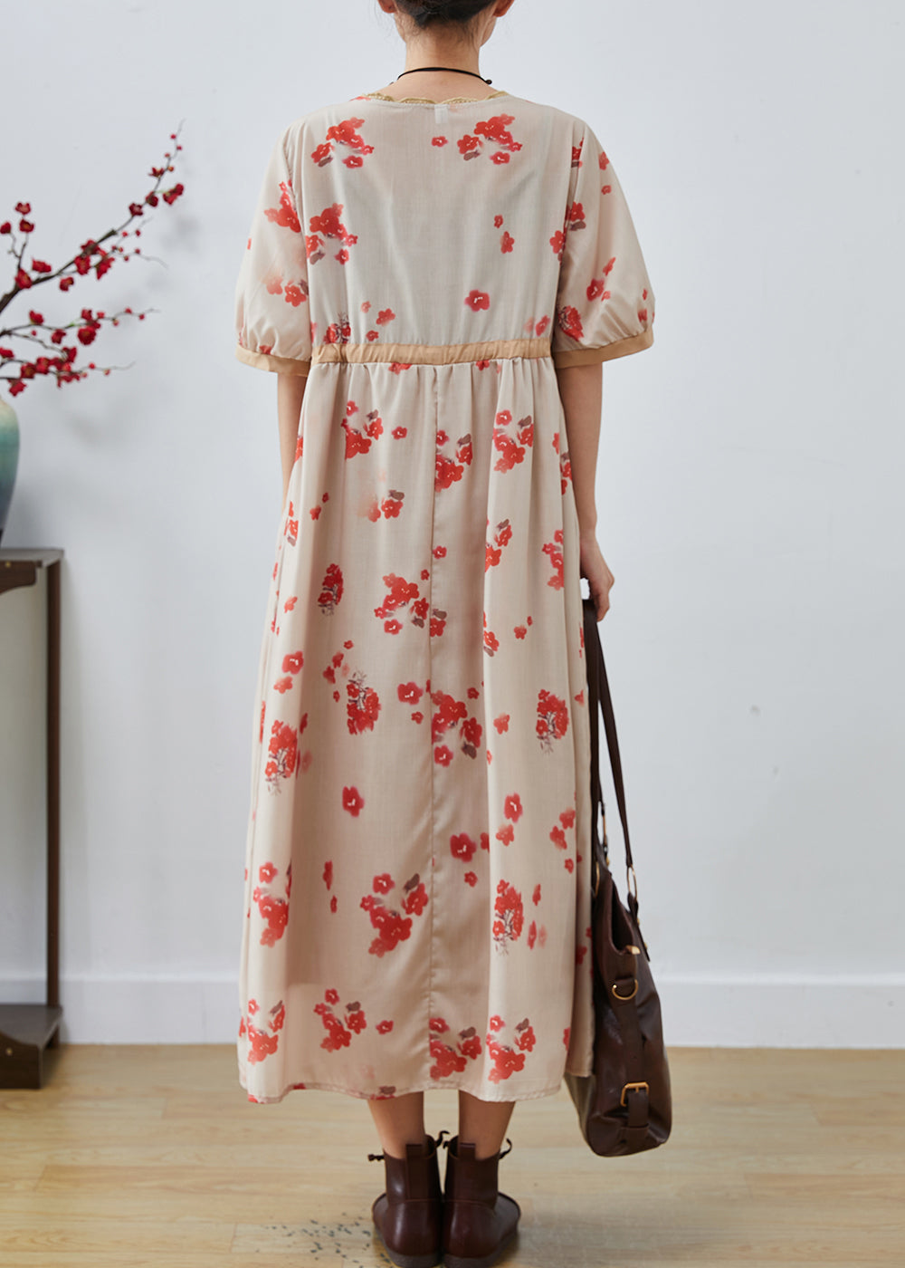 Sophisticated Dress with a Clean Classic Look