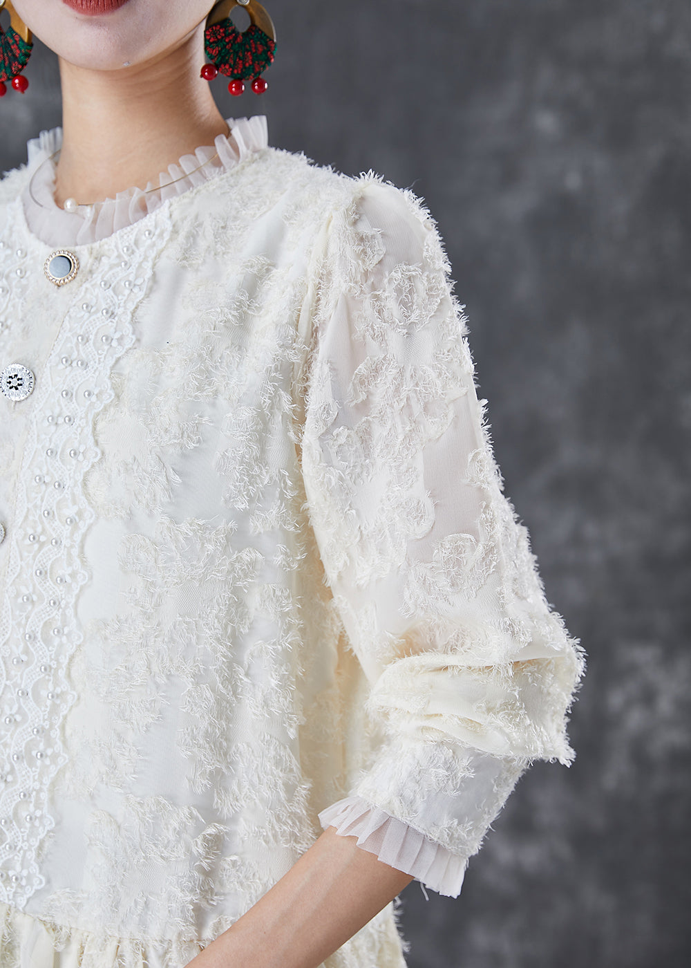 Sophisticated Blouse with a Clean Classic Look