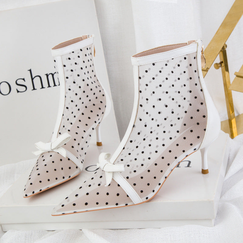Graceful Orthopedic Boots for Modern Look