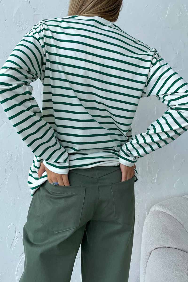 Classic Vintage Top with a Flattering Fit