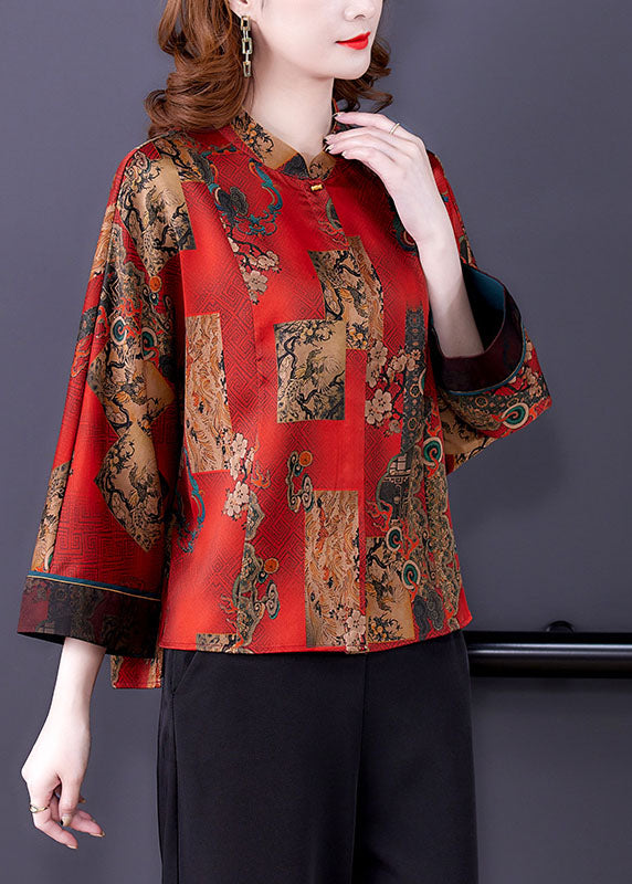Beautifully Crafted Blouse in a Classic Style