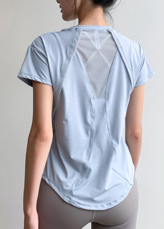 Well Tailored Top with a Graceful Silhouette