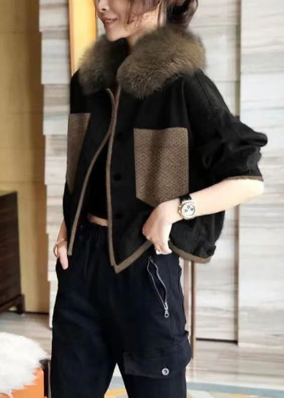 Sophisticated Coat with a Clean Classic Look