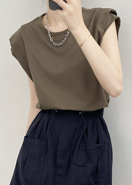 Classic Vintage Shirt with a Flattering Fit