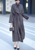 Well Tailored Coat with a Graceful Silhouette