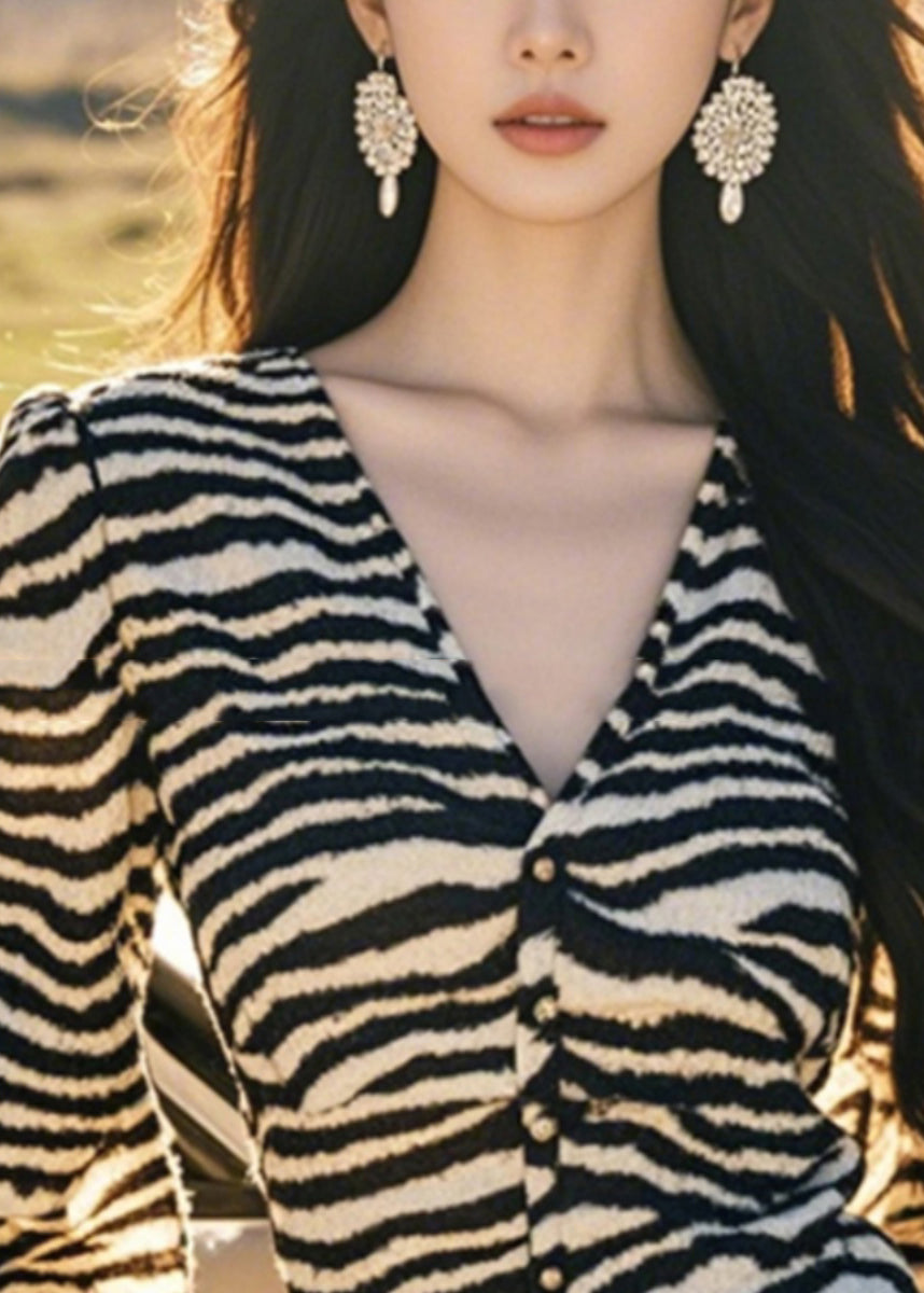 Polished Top with an Effortless Classic Look