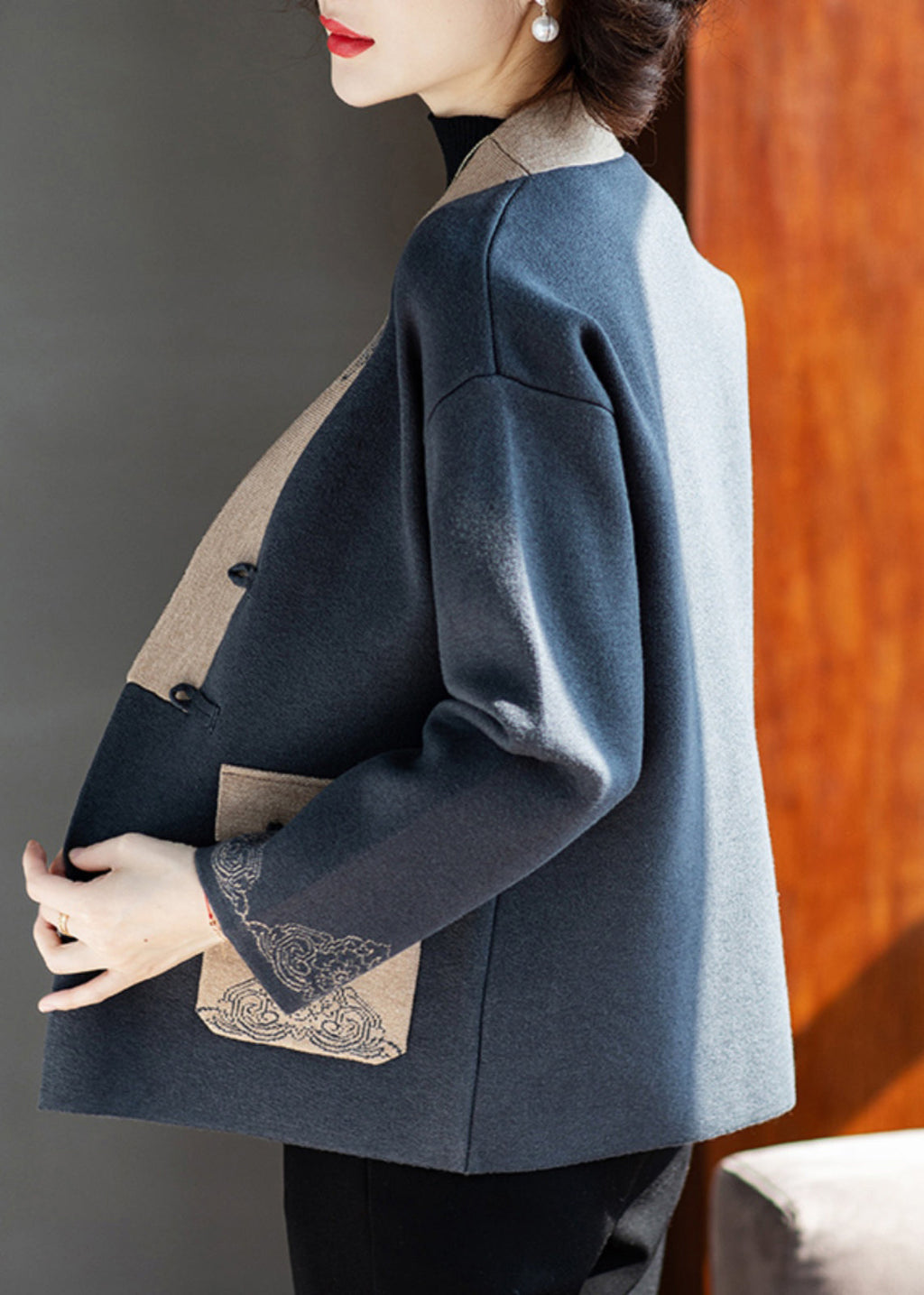 Beautifully Crafted Coat in a Classic Style