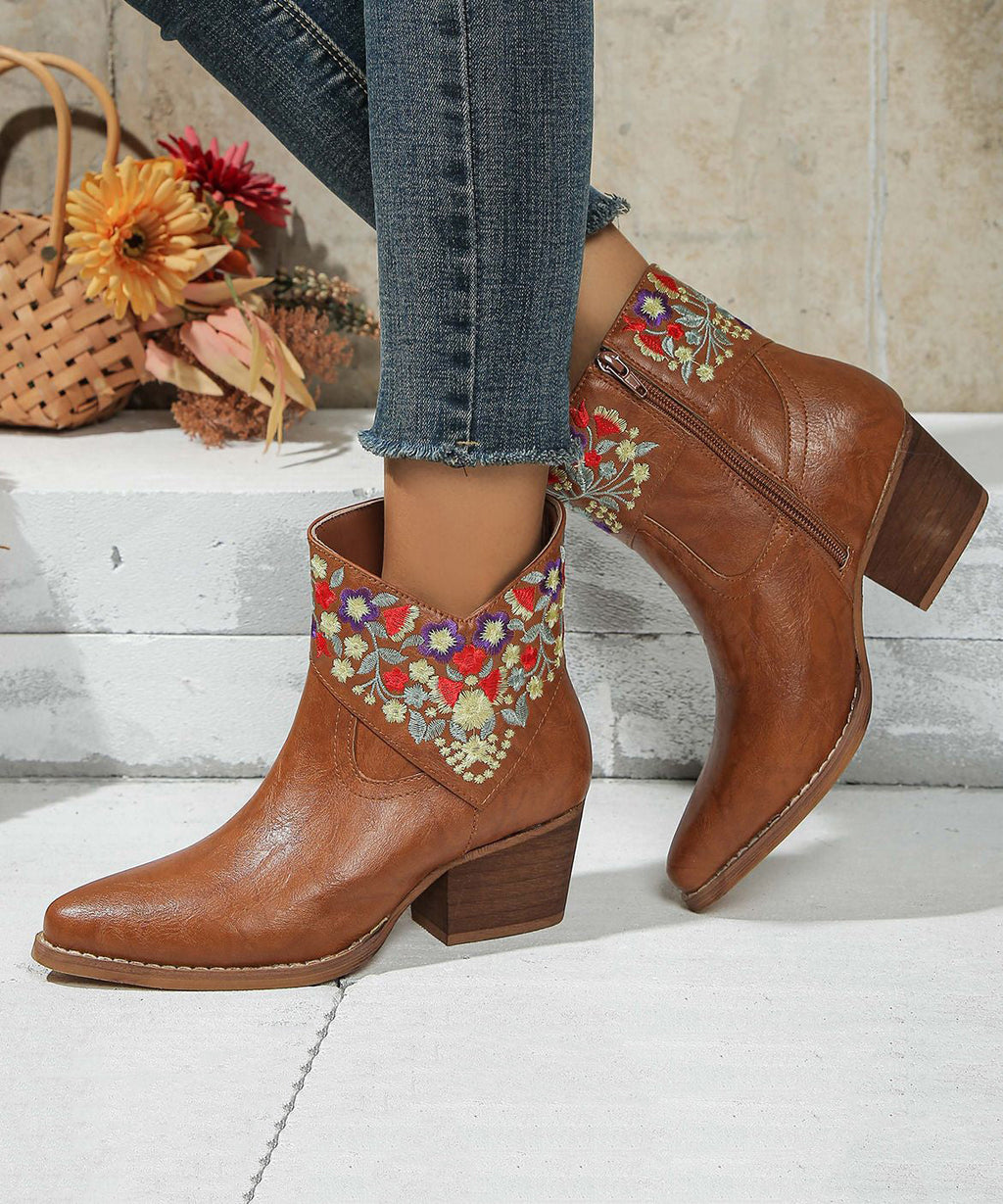 Graceful Orthopedic Boots for Modern Look
