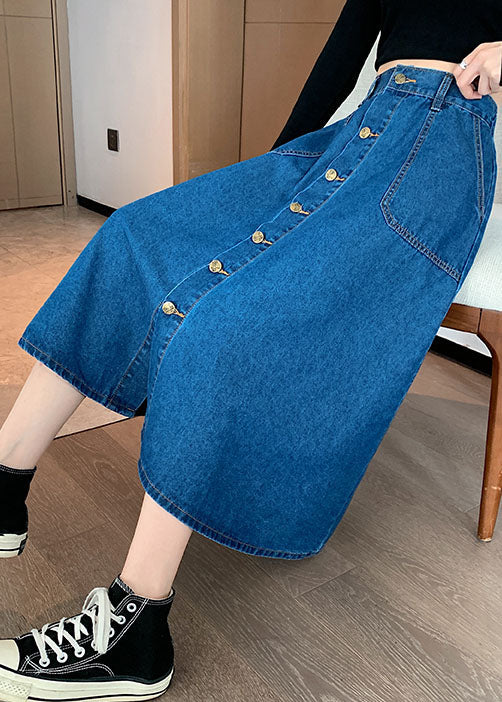 Sophisticated Garment with a Clean Classic Look