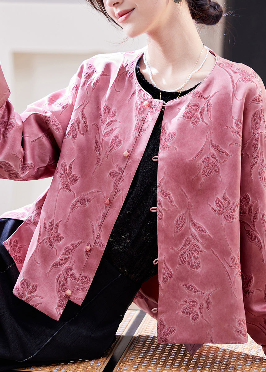 Well Tailored Coat with a Graceful Silhouette