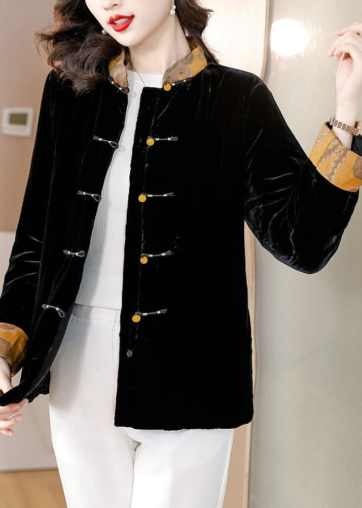 Classic Vintage Coat with a Flattering Fit