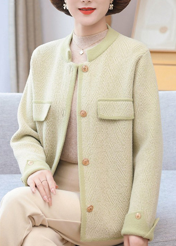Elegantly Styled Cardigan for Everyday Wear