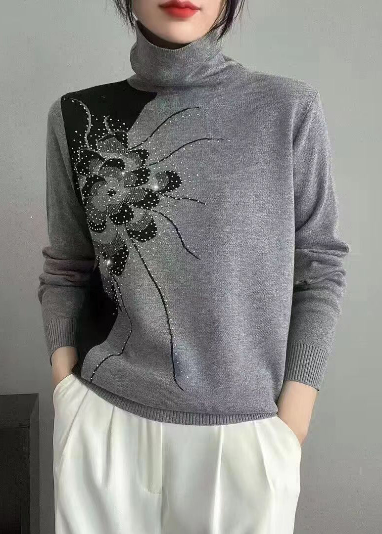 Polished Top with an Effortless Classic Look