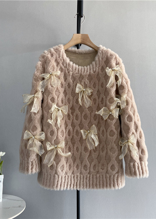 Well Tailored Pullover with a Graceful Silhouette