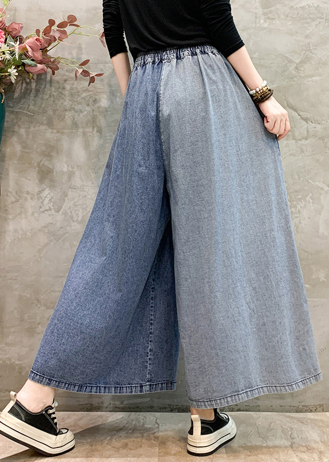 Classic Vintage Pants with a Flattering Fit