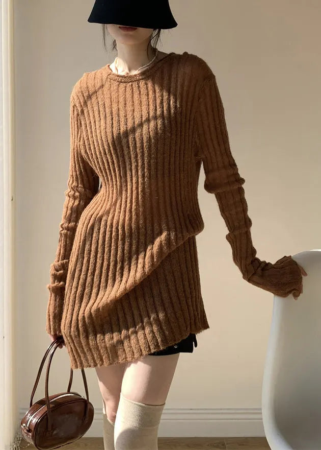 Effortlessly Elegant Sweater with a Timeless Design