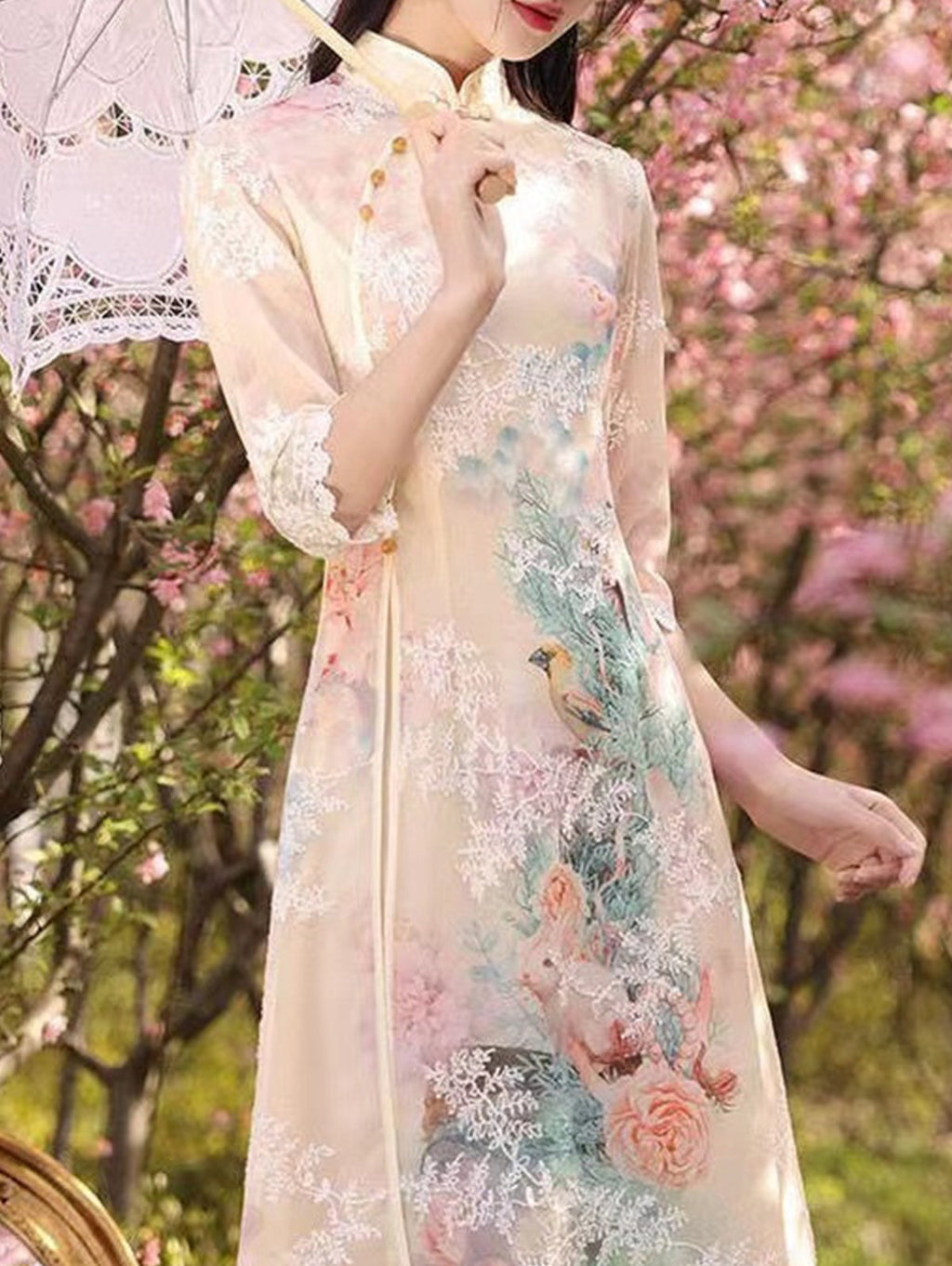 Classic Vintage & Enduringly Stylish Dress