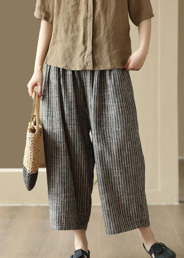 Effortlessly Elegant Pants with a Timeless Design