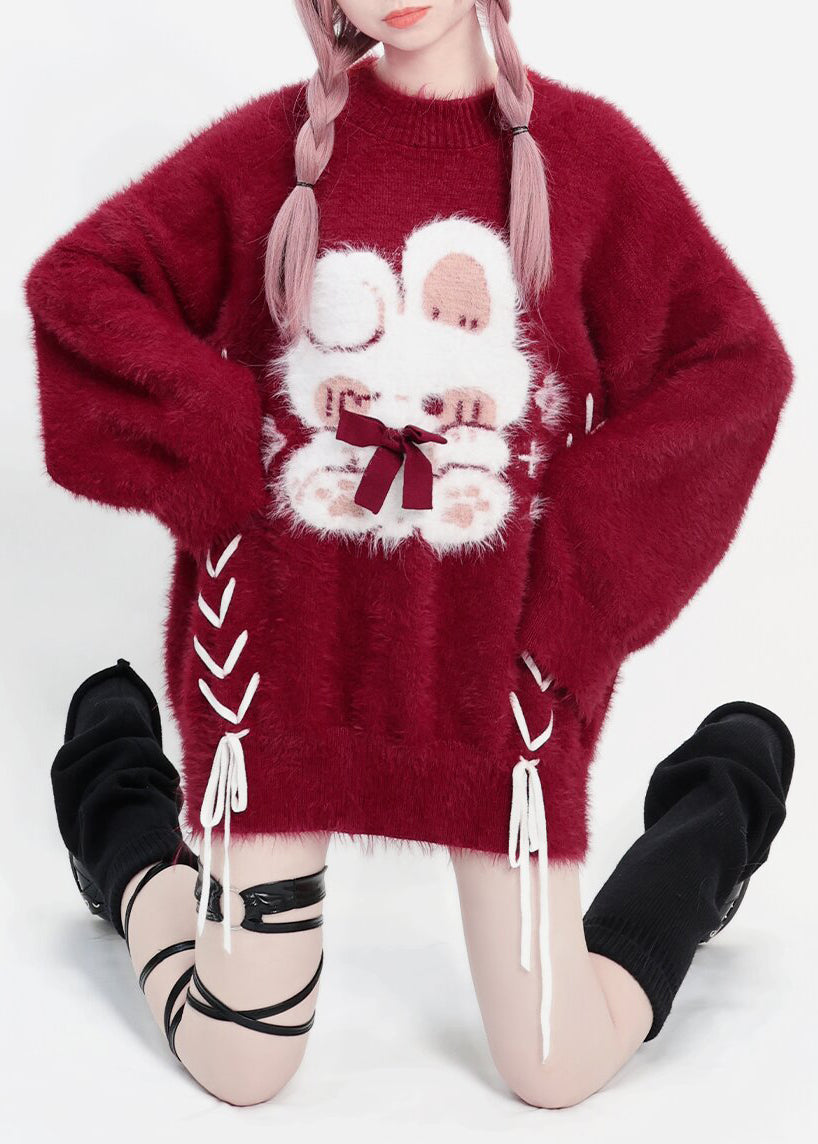 Well Tailored Sweater with a Graceful Silhouette